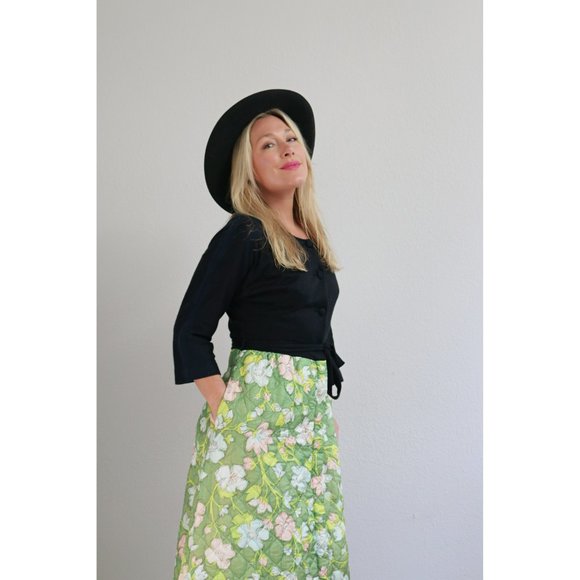 1960's Quilted Hostess Dress // Women's Size Small to Medium // Party Dress - Picture 6 of 9